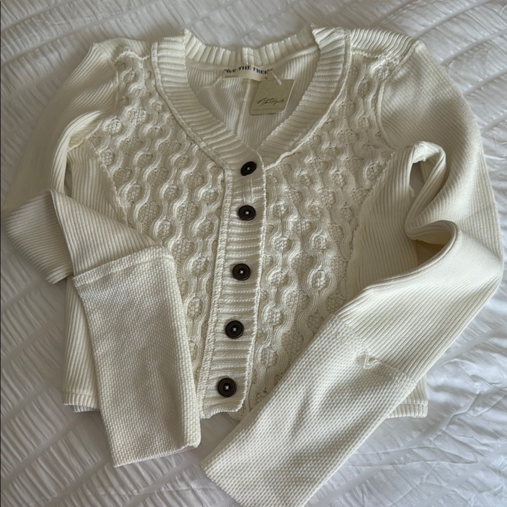 Free People Women's small short cable Cream Sweater